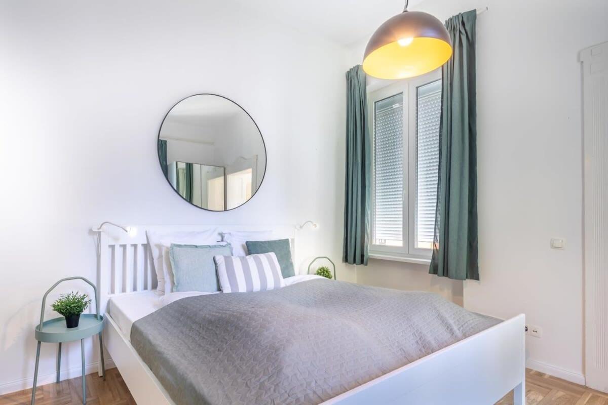 Lovely & Cozy With A C Apartament Budapeszt